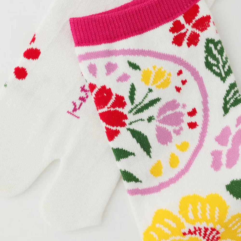 SOU.SOU Kyoto Tabi Socks - Split Toe Design - Momoyama Sakura (Size UK 4-6.5)