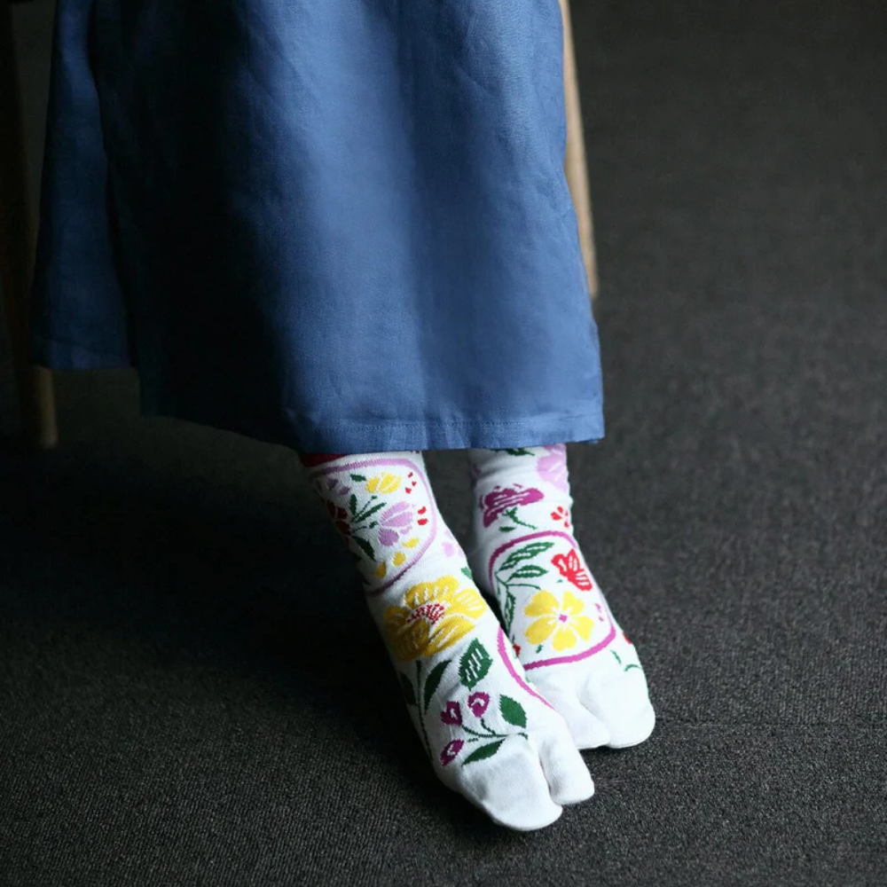 SOU.SOU Kyoto Tabi Socks - Split Toe Design - Momoyama Sakura (Size UK 4-6.5)