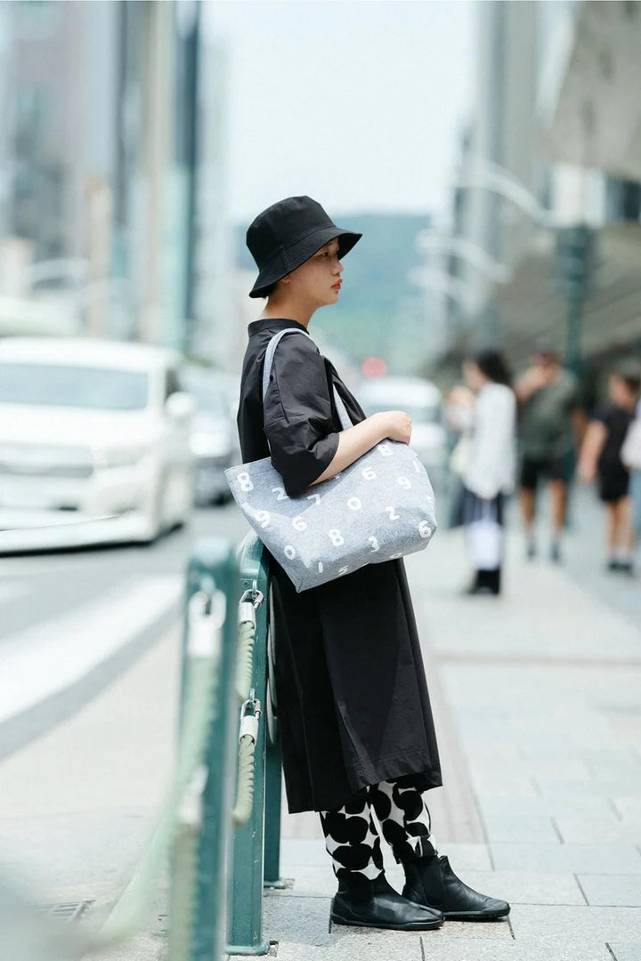 SOU.SOU Yousou Felt Tote Bag - "So-Su-U" Numbers - Grey