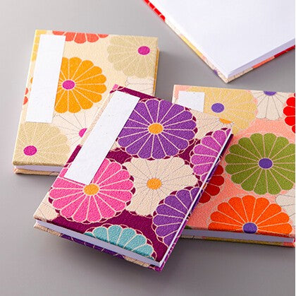 Noren Chirimen Fabric Folding Stampbook - "Kiku" Chrysanthemum - Beige