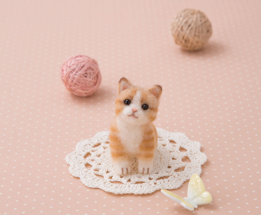 Japanese Hamanaka Aclaine Acrylic Fibre Needle Felting Kit - Ginger Cat. (English translation included)