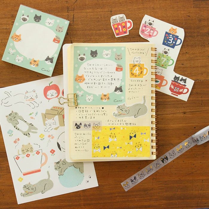 Furukawa Paper Works - Watashi Biyori Memo Pad - Cats